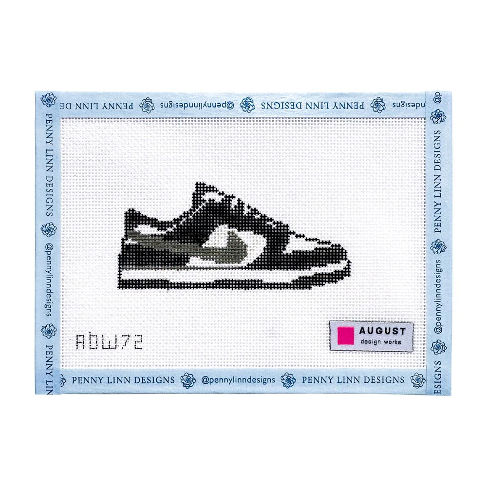 Nike Dunk Sneakers - Image 5